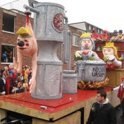 Rosenmontags-Tribüne (04.02.08)