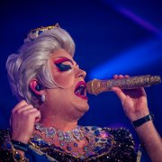 PartyDl_1132DL8_9871